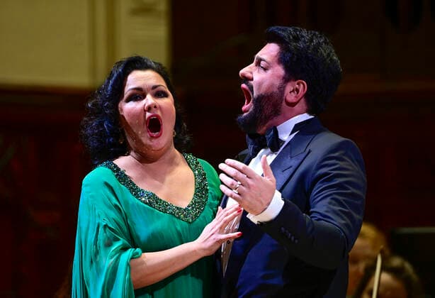 Entertainment Themen der Woche KW52 Entertainment Bilder des Tages Russian soprano Anna Netrebko and her husband Yusif Eyvazov perform during a concert in Municipal House in Prague, Czech Republic, on Monday, December 27, 2021. (CTKxPhoto RomanxVondrous) CTKPhotoP2021122705292  vnd 1