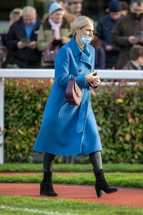 . 01 01 2022. Cheltenham, United Kingdom. Zara Tindall at the New YearÕs Day races in Cheltenham, United Kingdom.  xi-Imagesx IIM-22973-0003