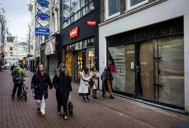 AMSTERDAM A retail property is vacant The vacancy of shops is not only the result of corona, but possibly also of rents that are increasing ANP SEM VAN DER WAL  Copyright: xANPx xxANPx x442512064x originalFilename: 442512064.jpg