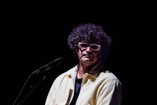 SÃO PAULO, SP - 08.01.2022: SHOW CRIOLO - The singer Criolo, to celebrate his love for samba, presents ?Samba Só?, a show with classics of immortal samba musicians and authorial compositions, the presentation took place at Sesc Vila Mariana, south of the capital. Sao Paulo, January 8, 2022. x2158406x  VanxCampos