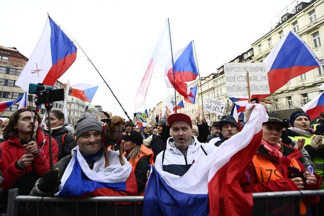 News Bilder des Tages The DOG Croaked anti-lockdown movement meeting took place on Wenceslas Square in Prague, Czech Republic, today, on Sunday, January 9, 2022. (CTKxPhoto OndrejxDeml) CTKPhotoP2022010903881 
