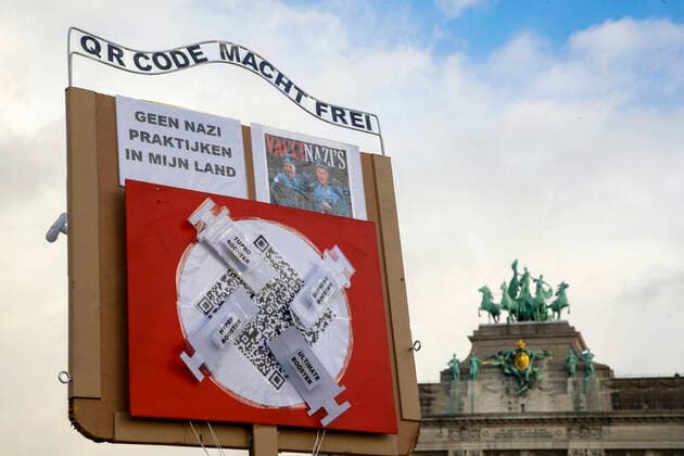 News Bilder des Tages Illustration picture shows a protest against corona measures under the together for freedom moniker, Sunday 09 January 2022 in Brussels.  NICOLASxMAETERLINCK 3169703
