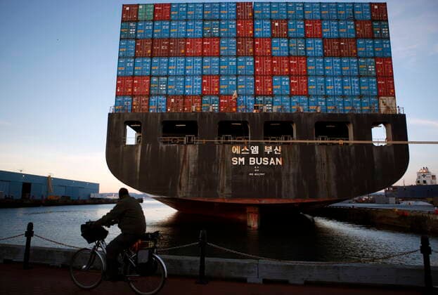 January 9, 2022, VICTORIA, BC, CANADA: The Korean cargo ship SM Busan is docked at the Ogden Point cruise terminal for repairs, in Victoria, B.C., on Sunday, January 9, 2022. The ship ran into engine troubles a week ago while on its way back to Korea. The 304m ship is the first cargo ship to ever dock at the terminal and will take a crew of twenty several weeks to a month to fix while in port. VICTORIA CANADA  - ZUMAc35_ 20220109_zaf_c35_025 Copyright: xChadxHipolitox