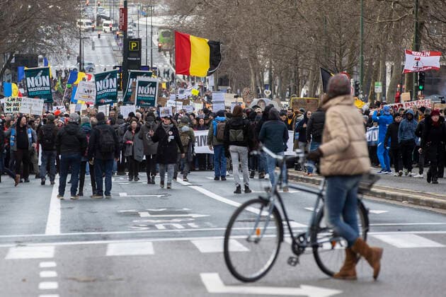 09 01 2022 , Brussels , Belgium , Thousands demonstrate against the governments corona measures in Belgium and against compulsory vaccination , light rioting after end of demonstration
