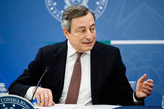 January 10, 2022, ROME, Italia: Italian Prime Minister, Mario Draghi, during the press conference on the latest anti-Covid measures adopted by the Government at the Chigi Palace in Rome, Italy, 10 January 2022..ANSA ROBERTO MONALDO LAPRESSE POOL ROME Italia - ZUMAa110 20220110_zaf_a110_138 Copyright: xAnsa RobertoxMonaldo Lapresse Pox
