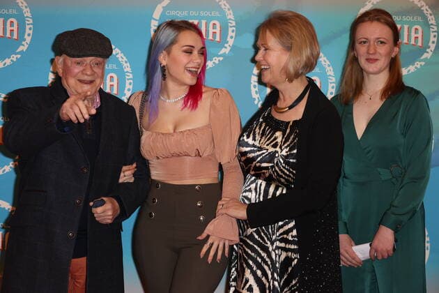 . 13 01 2022. London, United Kingdom. Sir David Jason and family arriving at Cirque du Soleil s Luzia premiere at the Royal Albert Hall in London.  xStephenxLockx xi-Imagesx IIM-22996-0016