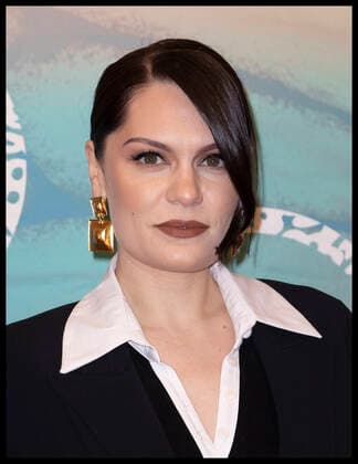 . 13 01 2022. London, United Kingdom. Jessie J arriving at Cirque du Soleil s Luzia premiere at the Royal Albert Hall in London.  xStephenxLockx xi-Imagesx IIM-22996-0050