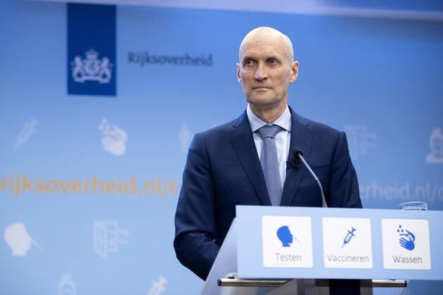 THE HAGUE Health Minister Ernst Kuipers Public Health, Welfare and Sport during the corona press conference, which he hosted together with Prime Minister Mark Rutte The cabinet will relax the corona rules for higher education, retail, contact professions and sports ANP SEM VAN DER WAL  Copyright: xANPx xxANPx x442763147x originalFilename: 442763147.jpg