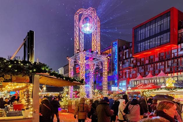  Santa Pauli, Hamburgs geilster Weihnachtsmarkt, Kiezweihnachtsmarkt, Spielbudenplatz, Reeperbahn, St. Pauli, Hamburg, Deutschland, Europa *** Santa Pauli, Hamburgs hottest Christmas market, Kiezweihnachtsmarkt, Spielbudenplatz, Reeperbahn, St Pauli, Hamburg, Germany, Europe Copyright: imageBROKER/StefanxZiese iblszi07234932.jpg