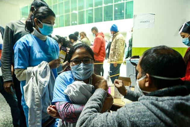 January 19, 2022, Bhaktapur, Bagmati, Nepal: A paramedic is administered with booster dose against COVID-19 at a inoculation center at Bir Hospital in Nepali capital Kathmandu. Front line workers working at hospital as well as other places have continued to test positive for the contagion as the Himalayan Nation struggles with the third wave of infection. Bhaktapur Nepal - ZUMAm204 20220119_zip_m204_009 Copyright: xAmitxMachamasix