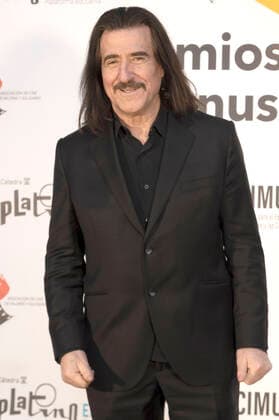Luis Cobos bei der Verleihung der Premios Cygnus 2022, de Cine Solidario y de Valores in der Universität Alcala. Alcala de Henares, 20.01.2022 Luis Cobos  Foto:xDyDxFotografosx xFuturexImage