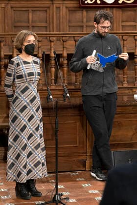 Mercedes Gamero und Dani de la Torre bei der Verleihung der Premios Cygnus 2022, de Cine Solidario y de Valores in der Universität Alcala. Alcala de Henares, 20.01.2022 Mercedes Gamero, Dani de la Torre  Foto:xDyDxFotografosx xFuturexImage