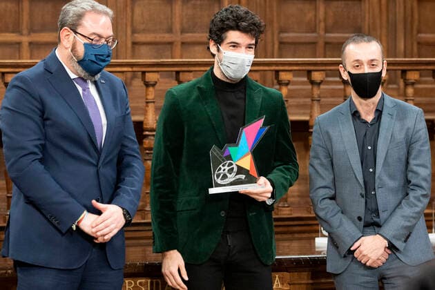 Miguel Angel Munoz und David Casas Risco bei der Verleihung der Premios Cygnus 2022, de Cine Solidario y de Valores in der Universität Alcala. Alcala de Henares, 20.01.2022 Miguel Ãngel Munoz, David Casas Risco  Foto:xDyDxFotografosx xFuturexImage