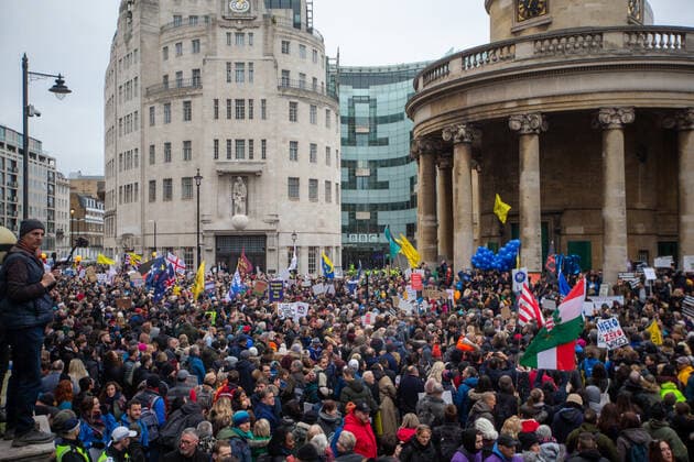 January 22, 2022, London, England, United Kingdom: Thousands of anti-vaccine protesters stage a demonstration outside London headquarters of BBC. London United Kingdom - ZUMAs262 20220122_zip_s262_012 Copyright: xTayfunxSalcix