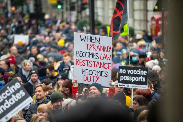 January 22, 2022, London, England, United Kingdom: Thousands of anti-vaccine protesters stage a demonstration outside London headquarters of BBC. London United Kingdom - ZUMAs262 20220122_zip_s262_028 Copyright: xTayfunxSalcix