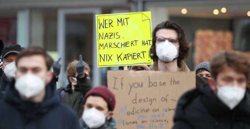 Demonstration of critics of the Corona measures in Barmbek The opening rally took place on Bert Kaempfert