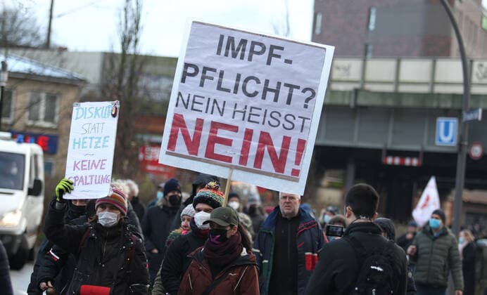 Demonstration of critics of the Corona measures in Barmbek The kick-off rally took place on Bert Kaempfert Platz From there, the protest marched in the direction of Fuhlsbüttel The demonst