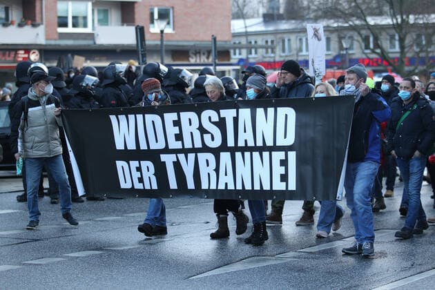 Demonstration of critics of the Corona measures in Barmbek The kick-off rally took place on Bert Kaempfert Platz From there, the protest marched in the direction of Fuhlsbüttel The demonst