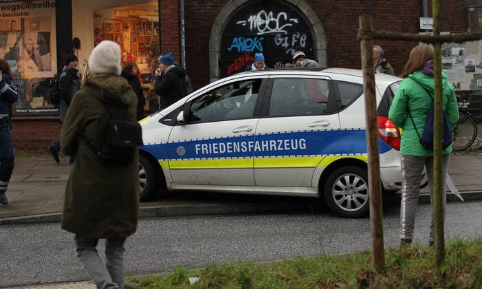 Demonstration of critics of the Corona measures in Barmbek The initial rally took place on Bert Kaempfert Platz From there, the protest marched in the
