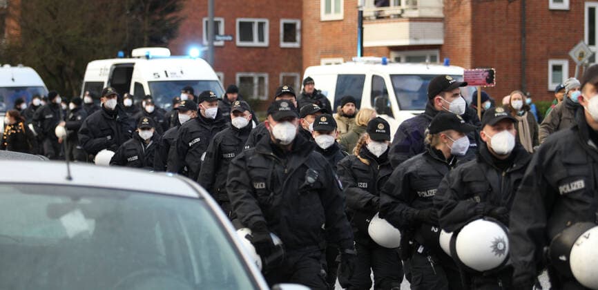 Demonstration of critics of the Corona measures in Barmbek The kick-off rally took place on Bert Kaempfert Platz From there, the protest march began to move in the direction of