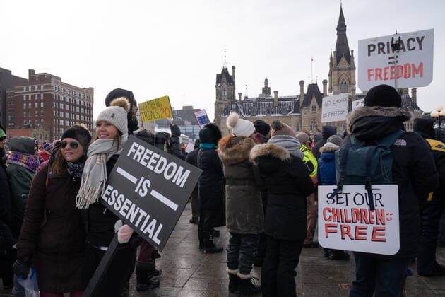 January 22, 2022, Ottawa, ON, CANADA: Demonstrators protest against public health measures taken by authorities to curb the spread of COVID-19, in Ottawa, Saturday, Jan. 22, 2022. Ottawa CANADA  - ZUMAc35_ 20220122_zaf_c35_021 Copyright: xMichaelxChisholmx
