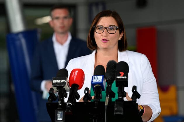DOMINIC PERROTTET PRESSER, NSW Minister for Education and Early Learning Sarah Mitchell speaks to the media during a press conference at Lidcombe Public School in Sydney, Sunday, January 23, 2022. ( NO ARCHIVING, EDITORIAL USE ONLY, NO USE IN BOOKS WITHOUT CONSENT SYDNEY NSW AUSTRALIA  Copyright: xBIANCAxDExMARCHIx 20220123001616056070