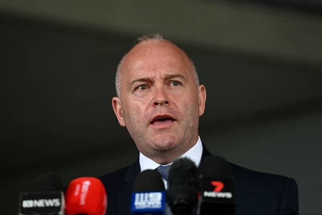 DOMINIC PERROTTET PRESSER, Catholic Schools NSW CEO Dallas McInerney speaks to the media during a press conference at Lidcombe Public School in Sydney, Sunday, January 23, 2022. ( NO ARCHIVING, EDITORIAL USE ONLY, NO USE IN BOOKS WITHOUT CONSENT SYDNEY NSW AUSTRALIA  Copyright: xBIANCAxDExMARCHIx 20220123001616060199