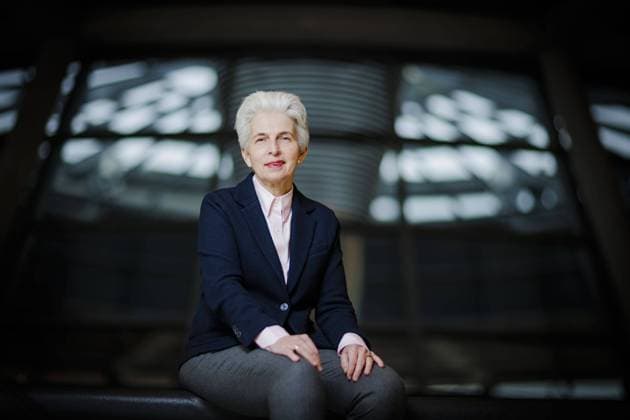 Marie-Agnes Strack-Zimmermann, MdB, FDP, posiert fuer ein Foto. Berlin, 25.01.2022 Berlin Deutschland *** Marie Agnes Strack Zimmermann, Member of Parliament, FDP, poses for a photo Berlin, 25 01 2022 Berlin Germany Copyright: xThomasxTrutschel photothek.dex
