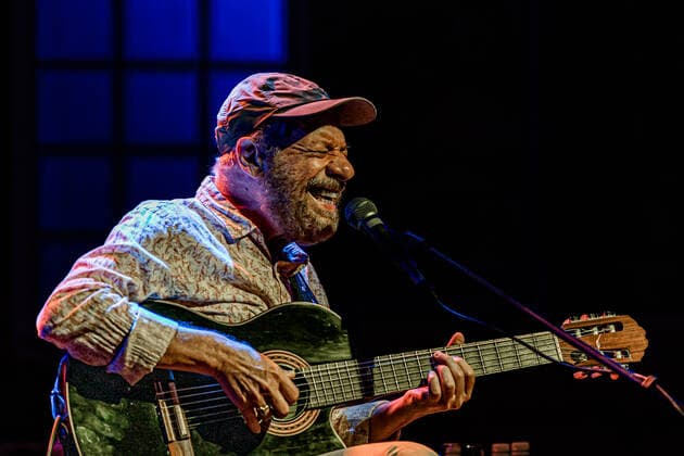SÃO PAULO, SP - 24.01.2022: SHOW JOÃO BOSCO - The musician João Bosco performs this holiday eve on the Anniversary of the City of São Paulo on the Bourbon Street stage, the singer-songwriter, former partner of Aldir Blanc interprets classics such as Jade, Corsário, Kid Cavaquiknho, among others. The presentation took place on the night of this Monday, January 24, 2022. x2163320x  VanxCampos