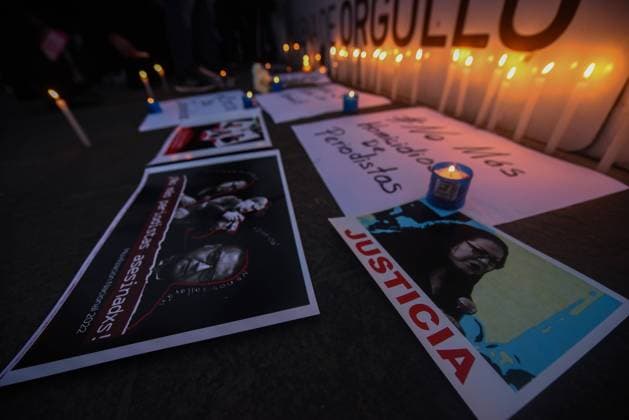 Mexiko, Gedenkveranstaltung für getötete Journalisten in Xalapa January 25, 2022: Journalists in Xalapa demonstrate for the murders of Margarito MartoÂ­nez, Lourdes Maldonado and Jose Luis Gamboa, journalists murdered in this year 2022. - ZUMAqp1_ 20220125_zip_qp1_001 Copyright: xHectorxAdolfoxQuintanarxPerezx