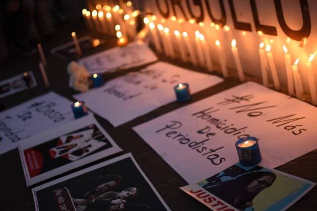 Mexiko, Gedenkveranstaltung für getötete Journalisten in Xalapa January 25, 2022: Journalists in Xalapa demonstrate for the murders of Margarito MartoÂ­nez, Lourdes Maldonado and Jose Luis Gamboa, journalists murdered in this year 2022. - ZUMAqp1_ 20220125_zip_qp1_008 Copyright: xHectorxAdolfoxQuintanarxPerezx