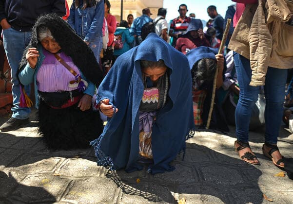 11th Anniversary Of The Death Of Bishop Samuel Ruiz Commemorated In Chiapas Hundreds of indigenous people from the villages surrounding San Cristobal de las Casas, took part in a pilgrimage and mass on the 11th anniversary of the death of Catholic Bishop Samuel Ruiz. Ruiz is best known for his role as mediator during the conflict between the Zapatista Army of National Liberation (EZLN) and the Institutional Revolutionary Party (PRI). Ruiz s diocese helped some hundreds of thousands of indigenous Maya people in Chiapas who were among Mexico s poorest marginalized communities. On Tuesday, January 25, 2022, in San Cristobal de las Casas, Chiapas, Mexico. San Cristobal de las Casas Mexico  Copyright: xArturxWidakx originalFilename: widak-11thanni220125_npw1M.jpg
