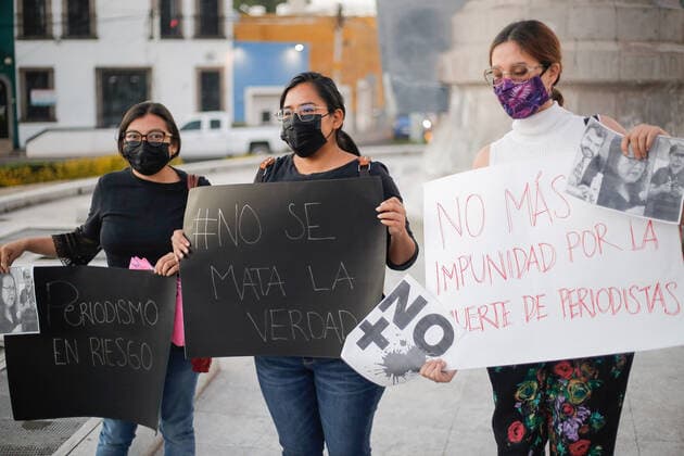January 25, 2022, Queretaro, Mexico: Protesters hold placards during a demonstration against the murder of the three journalists Jose Luis Arenas, Margarito Martinez and Lourdes Maldonado..From 2000 to date, ARTICLE 19 has documented 148 murders of journalists in Mexico, possibly related to their work. Of the total, 136 are men and 12 are women. Queretaro Mexico - ZUMAs197 20220125_zaa_s197_177 Copyright: xCesarxGomezx