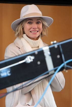 Bilder des Jahres 2022, Entertainment 01 Januar Entertainment Themen der Woche KW04 Entertainment Bilder des Tages NEW YORK, NY - JANUARY 26: Naomi Watts on the set of TV mini-series The Watcher in New York City on January 26, 2022. Copyright: xRWx
