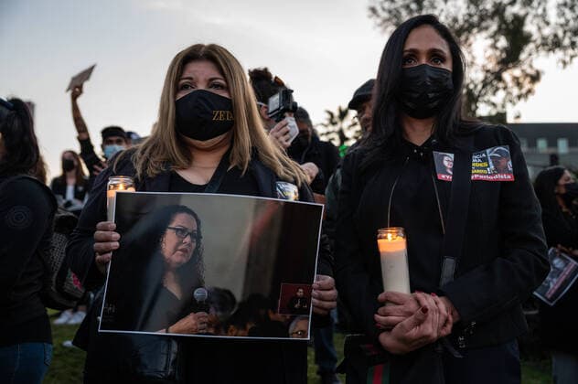 January 26, 2022, Tijuana, Baja California, Mexico: Members of the Mexican press join a national protest and vigil against the murder of journalist Lourdes Maldonado and photojournalist Margarito Esquivel, at the Mexico monument. Despite the government s pledge to protect members of the Mexican Press, more than 50 have been killed and 15 disappeared since President Obrador took office in 2018. Tijuana Mexico - ZUMAn305 20220126_znp_n305_006 Copyright: xRaquelxNatalicchiox