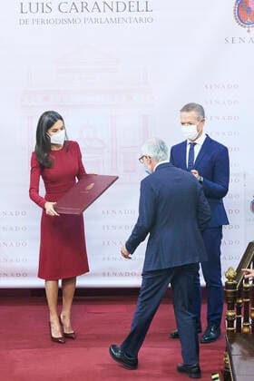 27-01-2022 Madrid Queen Letizia attend the presentation of the 13rd edition of the Luis Carandell awards for parliamentary journalism at the Senate palace in Madrid. Luis Carandell (1929-2002) was a Spanish journalist and writer. No Spain Â  Copyright: xPPEx