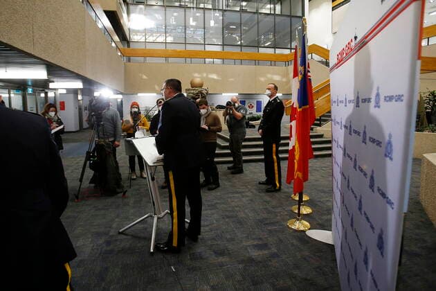January 27, 2022, WINNIPEG, MANITOBA, CANADA: Manitoba RCMP Chief Superintendent Rob Hill, Criminal Operations Officer, provides an update and an identification of the four India citizens who died while crossing the Canada-U.S. border at D Division Headquarters in Winnipeg Thursday, January 27, 2022. Mounties are pleading for information surrounding the deaths of four Indian nationals whose bodies were found frozen in Manitoba near the Canada-U. S. border last week. WINNIPEG CANADA  - ZUMAc35_ 20220127_zaf_c35_046 Copyright: xJohnxWoodsx