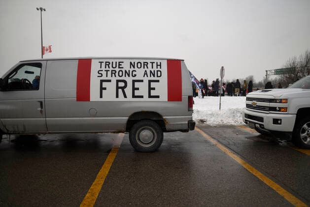 The Freedom Rally A truck standing to pick up supplies during The Freedom Rally to protest the mandatory vaccine policy imposed on the Canadian truckers returning from USA to avoid a two week quarantine in Vaughan-Ontario in Canada. Vaughan Canada  Copyright: xArindamxShivaanix originalFilename: shivaanibahuguna-notitle220127_npbGk.jpg