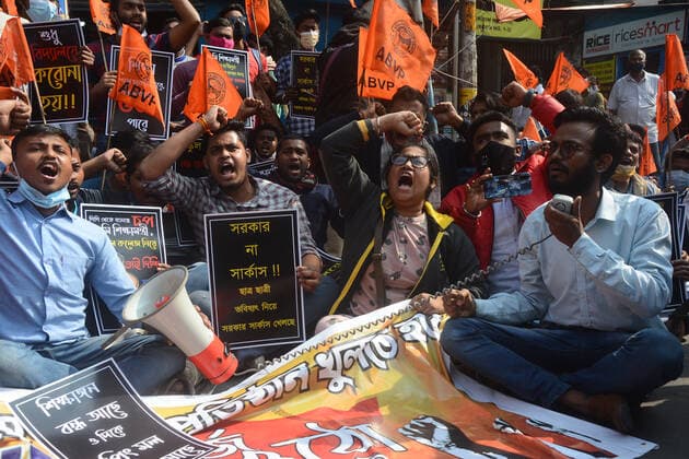 India: Protest for school opening in college amid pandemic situation BJP (Bharatiya Janata Party) supporters and students blocked roads to protest against reopening of the school college amid pandemic situation. Kolkata West Bengal India Copyright: RahulxSadhukhan