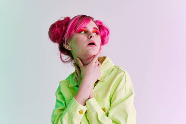 IMAGO Creative, Lifestyle, Barbiecore hipster woman bright cosmetics party posing studio model hipster woman bright cosmetics party posing studio model. High quality photo Copyright: xx 42109640