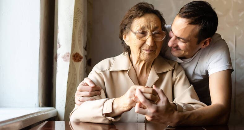 IMAGO Creative: Gesellschaft, Integration a very old woman and an adult grandson a very old woman and an adult grandson Copyright: xsinenkiyx 43441116