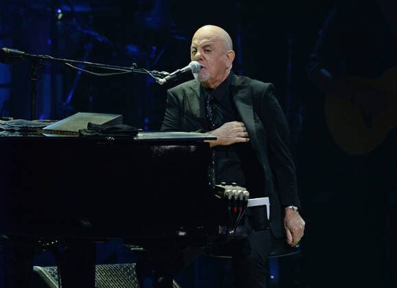 HOLLYWOOD FL - JANUARY 28: Billy Joel performs at Hard Rock Live held at the Seminole Hard Rock Hotel & Casino on January 28, 2022 in Hollywood, Florida. Copyright: xmpi04x
