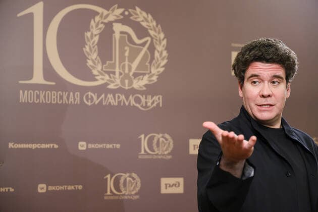 MOSCOW, RUSSIA - JANUARY 29, 2022: Pianist Denis Matsuev talks to the media before a gala concert at Tchaikovsky Concert Hall celebrating 100 years since the opening of the Moscow Philharmonic Society. Artyom Geodakyan TASS  TS1209D0