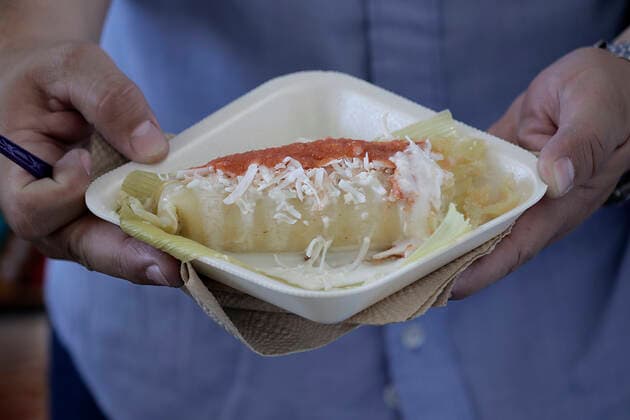 Tamale Fair On The Occasion Of The Candlemas Day In Mexico City Tamales are sold during the Tamale Fair in the Iztapalapa municipality in Mexico City, on the occasion of Candlemas Day, which celebrates the period that ends the cycle of Christmas festivities within the Catholic Church. The tamale, of pre-Hispanic origin, was used as an important part of the offerings to the gods of the Aztec pantheon. It is worth mentioning that the 2nd of February corresponded to the beginning of the first day of the first month of the Mexica calendar called Atlcahualo or Quauitleoa. Mexico City Mexico City Mexico  Copyright: xGerardoxVieyrax originalFilename: vieyra-notitle220131_npgS0.jpg