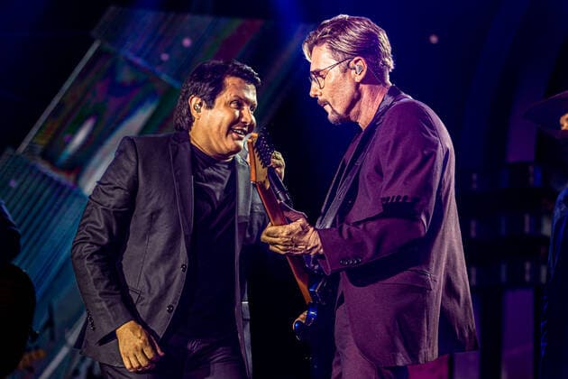 SÃO PAULO, SP - 04.02.2022: SHOW BOATE AZUL - The duos Edson &amp; Hudson and Gian &amp; Giovani, two of the most important in country music without joining in the show Boate Azul, with songs from their careers and country classics. During the presentation, recording was also made for the launch of an audiovisual. The show took place at Tom Brasil, south of São Paulo, capital, on the night of this Friday, February 4, 2022. x2166706x  VanxCampos