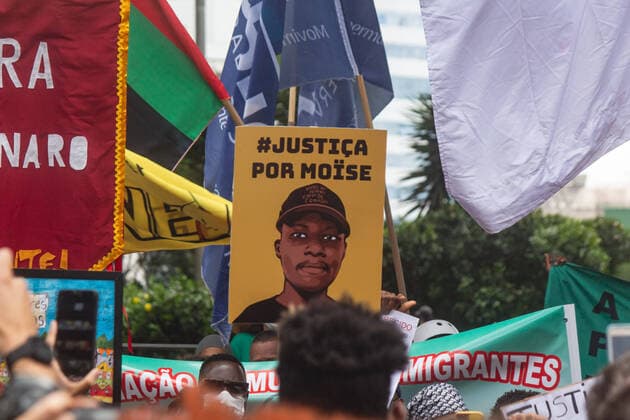 Bilder des Jahres 2022, News 02 Februar News Themen der Woche New Bilder des Tages SÃO PAULO, SP - 05.02.2022: ACT IN JUSTICE BY MOÏSE - SÃO PAULO - Protesters gather in front of the MASP on Avenida Paulista this Saturday morning (05) in Ato asking for justice for the Congolese Moïse Kabagambe, brutally murdered in Rio de Janeiro after collecting a labor debt on the 24th. x2166921x  YurixMurakami
