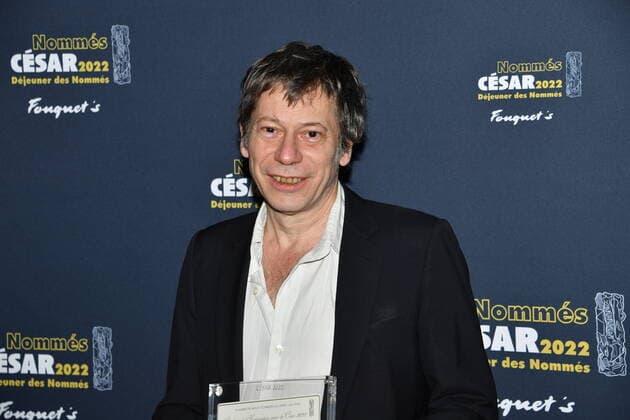 Frankreich, nationaler Filmpreis Cesar - Bekanntgabe der Nominierungen Mathieu Amalric - Dejeuner des nommes aux Cesar 2022 au Fouquet s a Paris CELEBRITES : Dejeuner des nommes aux Cesar 2022 au Fouquet s - Paris - 06 02 2022 LionelUrman Panoramic 