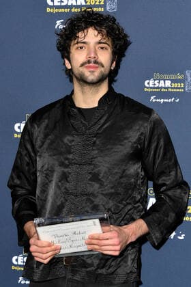 Thimotee Robart - Dejeuner des nommes aux Cesar 2022 au Fouquet s a Paris CELEBRITES : Dejeuner des nommes aux Cesar 2022 au Fouquet s - Paris - 06 02 2022 LionelUrman Panoramic 