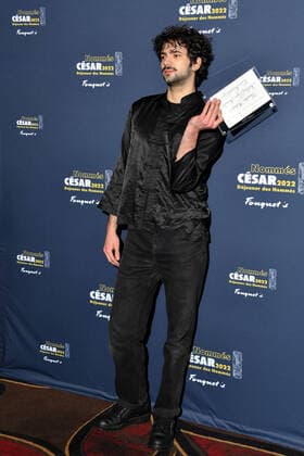 Thimotee Robart - Dejeuner des nommes aux Cesar 2022 au Fouquet s a Paris CELEBRITES : Dejeuner des nommes aux Cesar 2022 au Fouquet s - Paris - 06 02 2022 LionelUrman Panoramic 