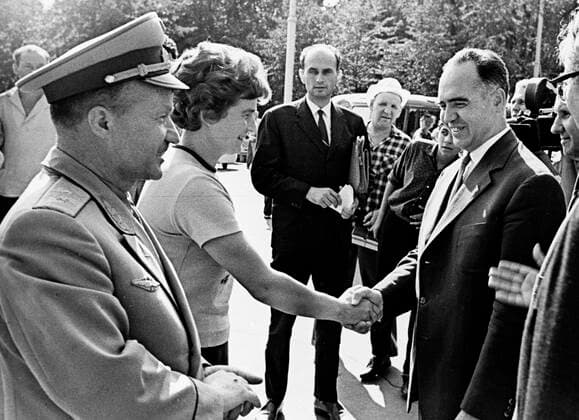 Valentina Tereshkova and Ivan Davidov 612193 01.06.1963 Center, from left: Pilot-Cosmonaut of the USSR and Hero of the Soviet Union Valentina Tereshkova, the first woman in space, and Ivan Davidov, director of the exhibition Bulgaria Building Socialism. Saikov Sputnik Moscow Russia  Copyright: xSaikovx